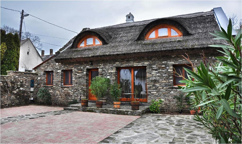 Centrum Vendeghaz Tihany Exterior photo